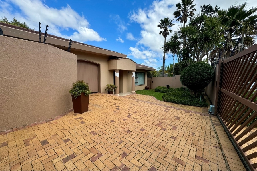 To Let 1 Bedroom Property for Rent in Welgemoed Western Cape